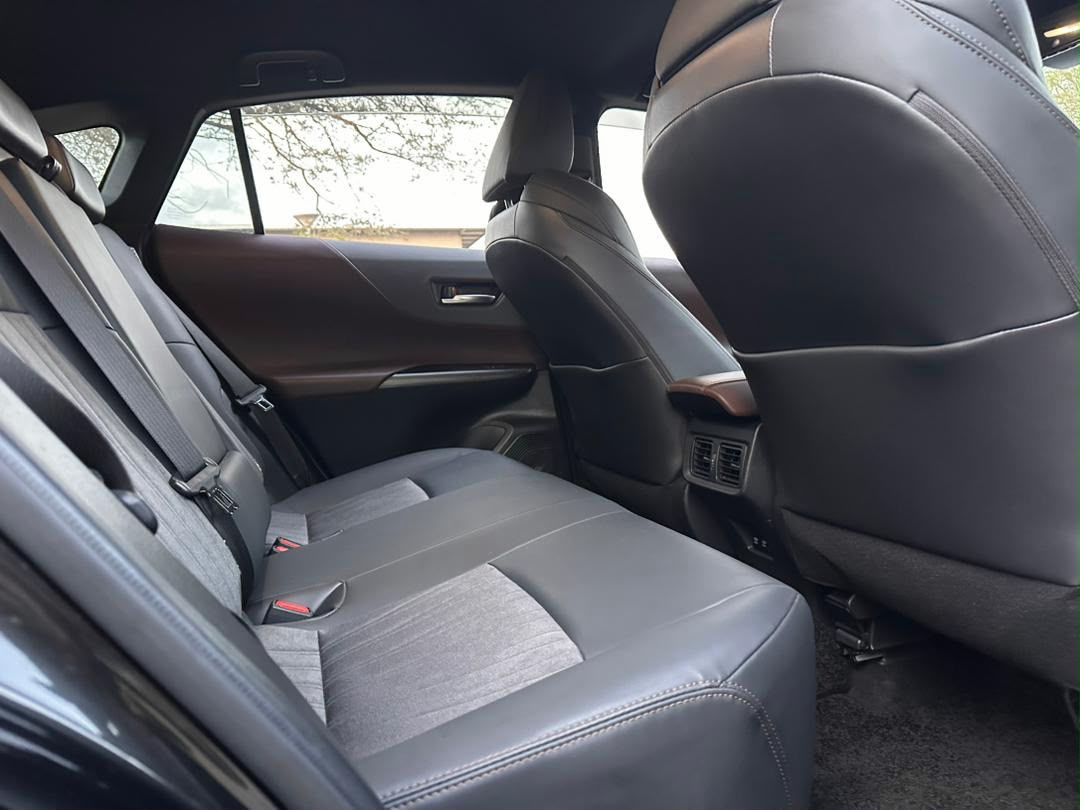 Toyota Harrier thumbnail 5